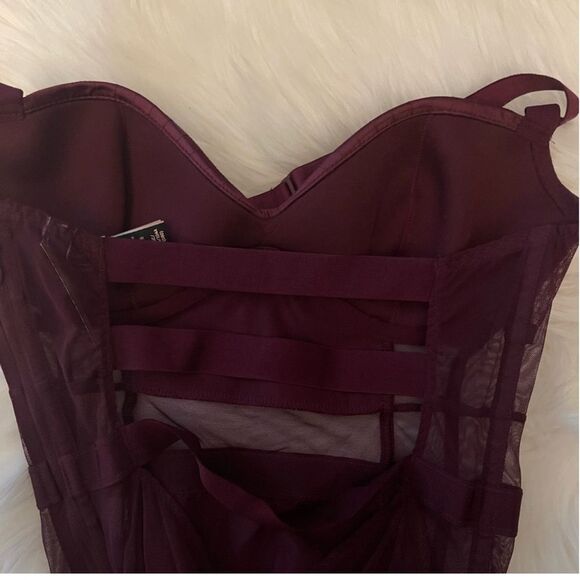 VICTORIA'S SECRET LINGERIE TEDDY BODYSUIT LIGHT PADDED UNDERWIRE. NWT - Picture 7 of 7